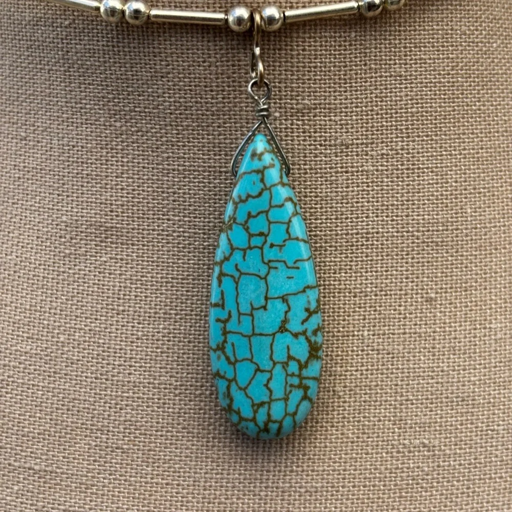 Turquoise Teardrop Pendant Choker Necklace - Silver